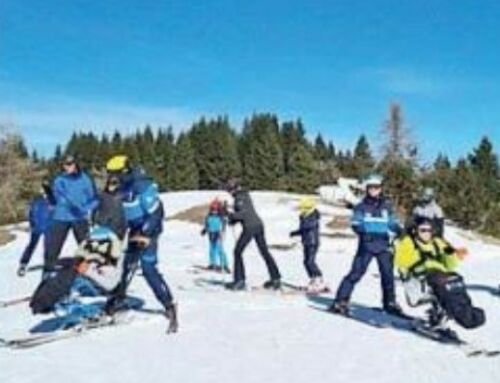 Gli utenti della Cooperativa Sociale Macramè sulla neve con il Lions Club Rovereto Depero